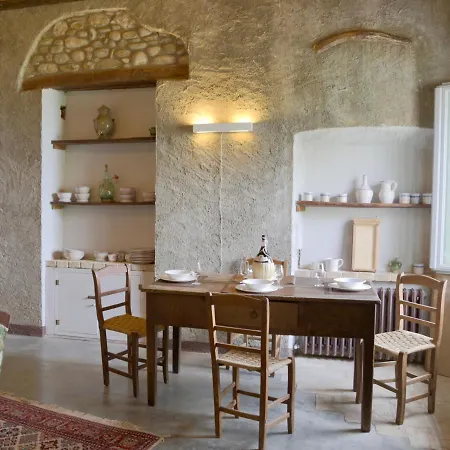 Palazzo Antico Nella Piazza Di Apartment Montepagano