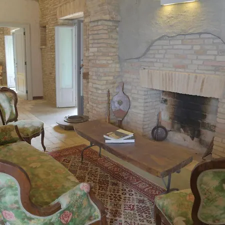 Apartment Palazzo Antico Nella Piazza Di *